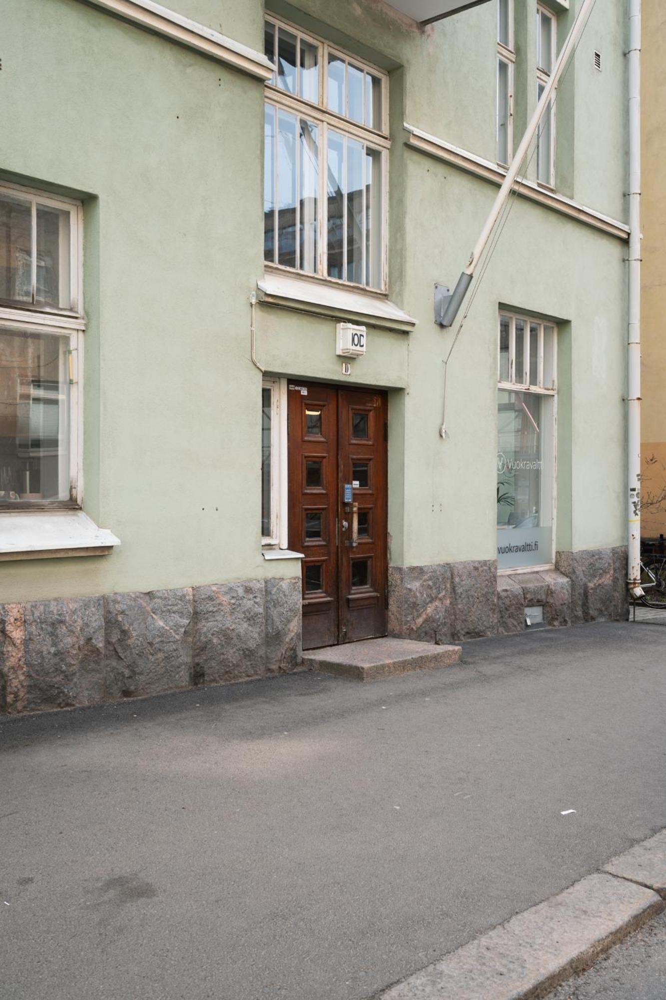 Apartment Vintage 1br In Kamppi With Perfect Location